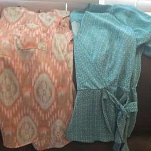 Bundle- 2 sz M Peach and Teal Blouses